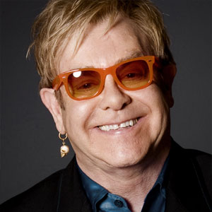 Elton John au piano